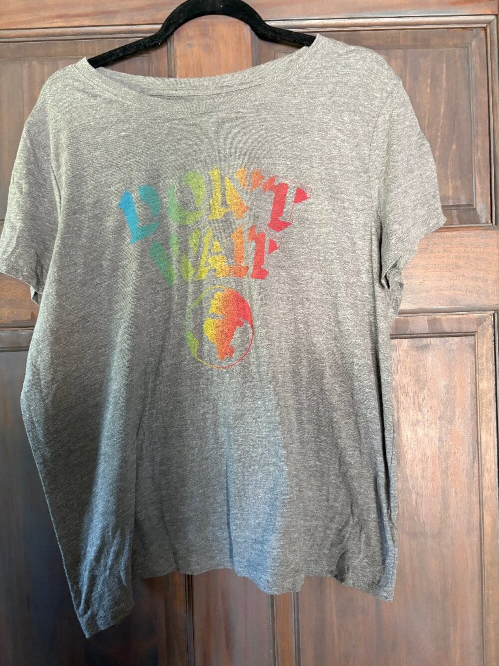 Lucky brand "DON"T WAIT" earth tshirt Womens Size XL